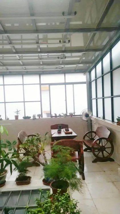 還在裝傳統(tǒng)陽光房？太傻了！如今大家都裝這個，美觀、環(huán)保還能賺錢！