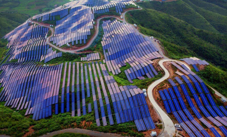 中國十三省最大光伏電站在這里！欽州康熙嶺的光伏電站能排上號(hào)了嗎？